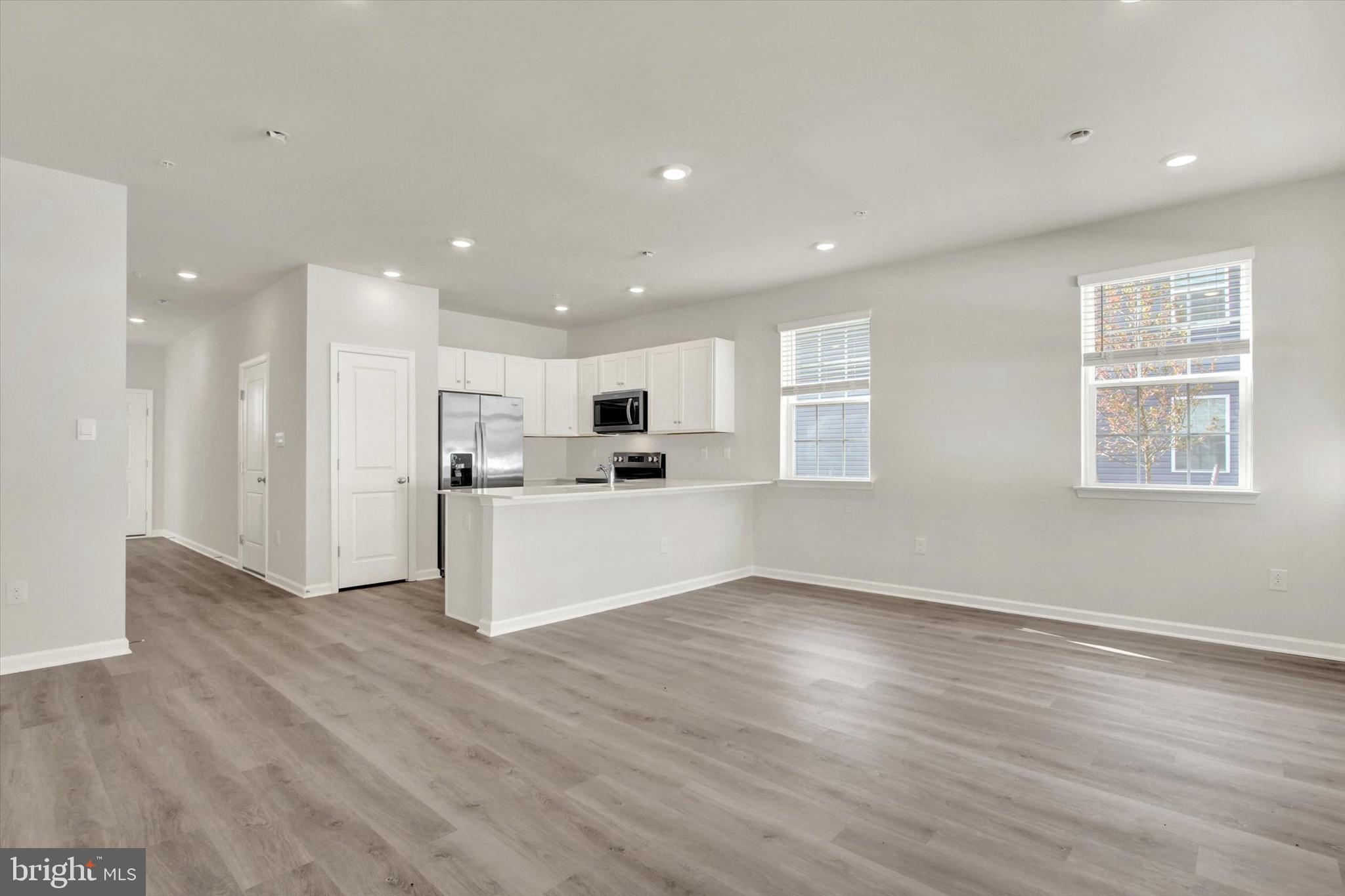 CAMBRIDGE CROSSING - Residential Lease