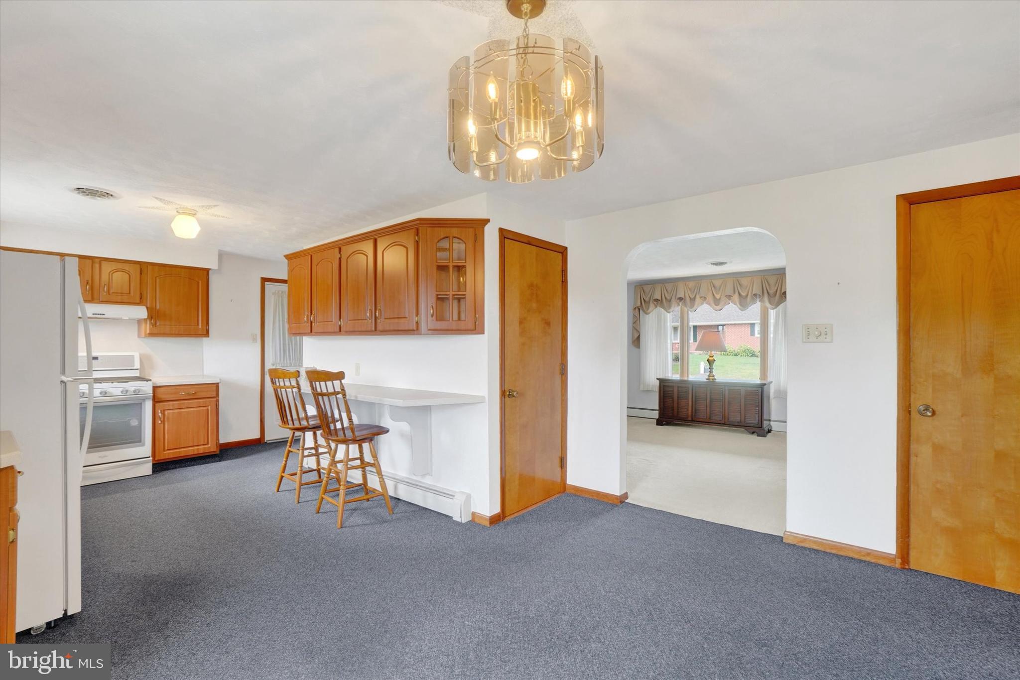 120 E CLEARVIEW DRIVE