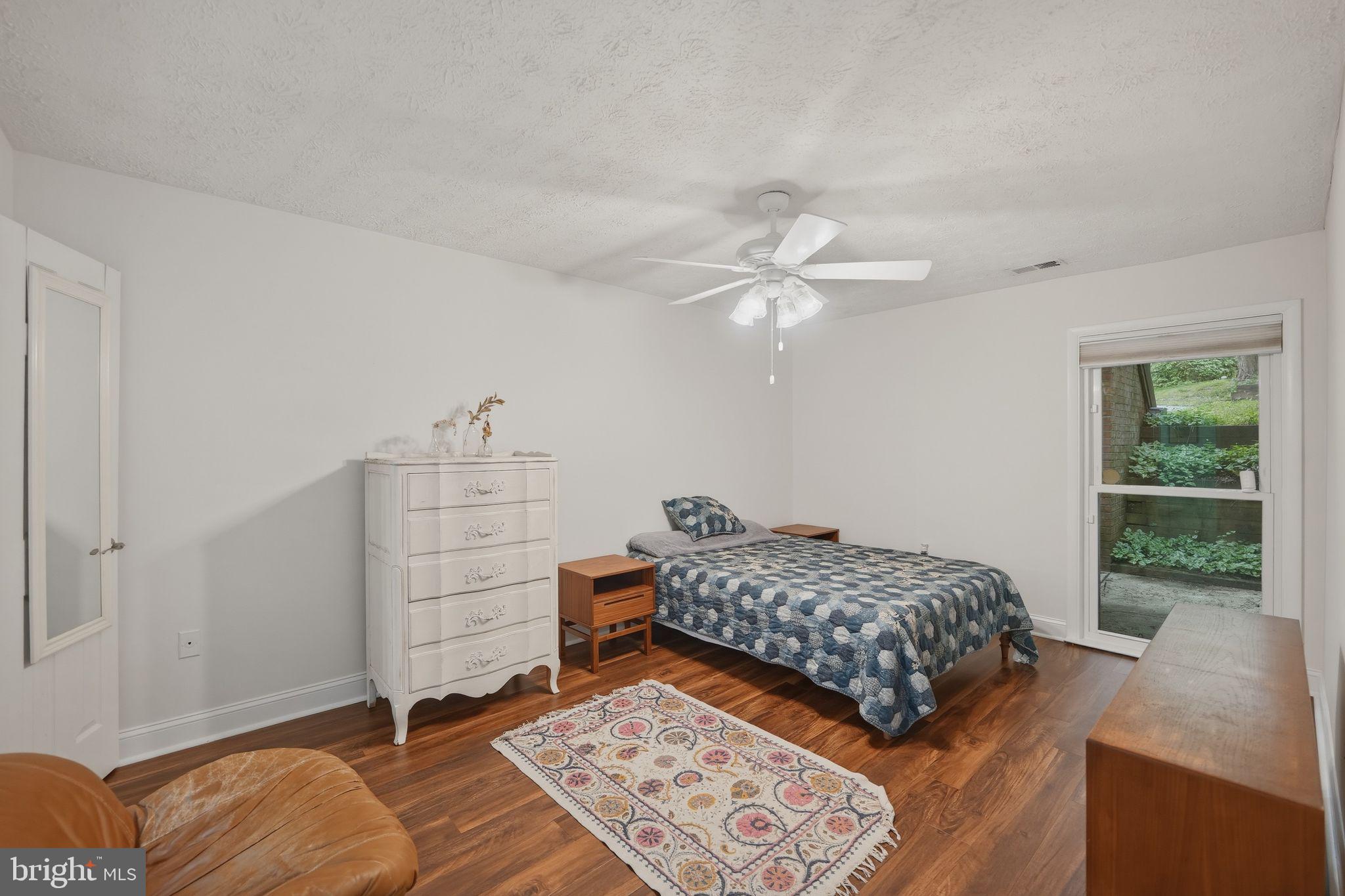 KINGS CONTRIVANCE - Residential