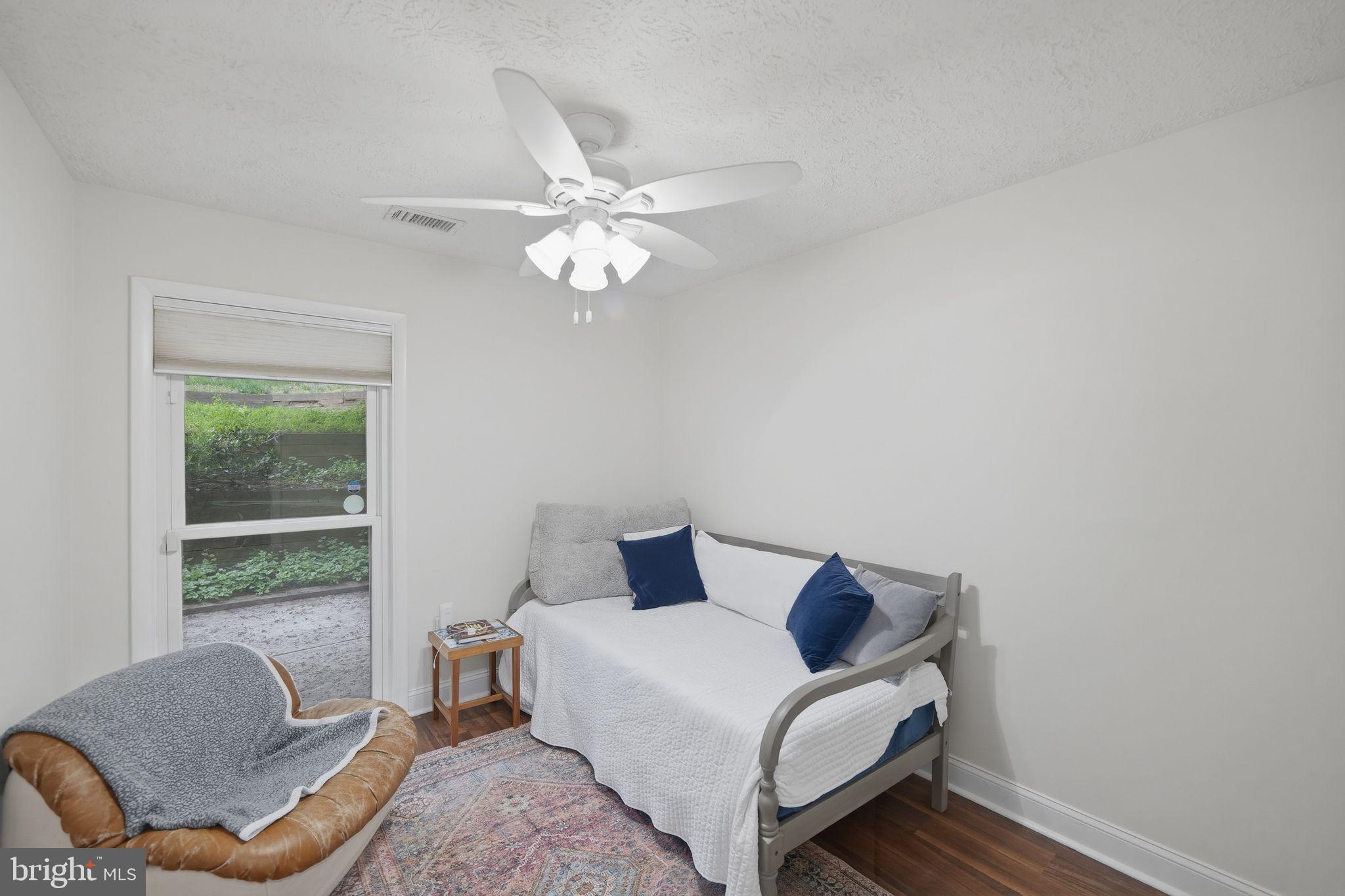 KINGS CONTRIVANCE - Residential