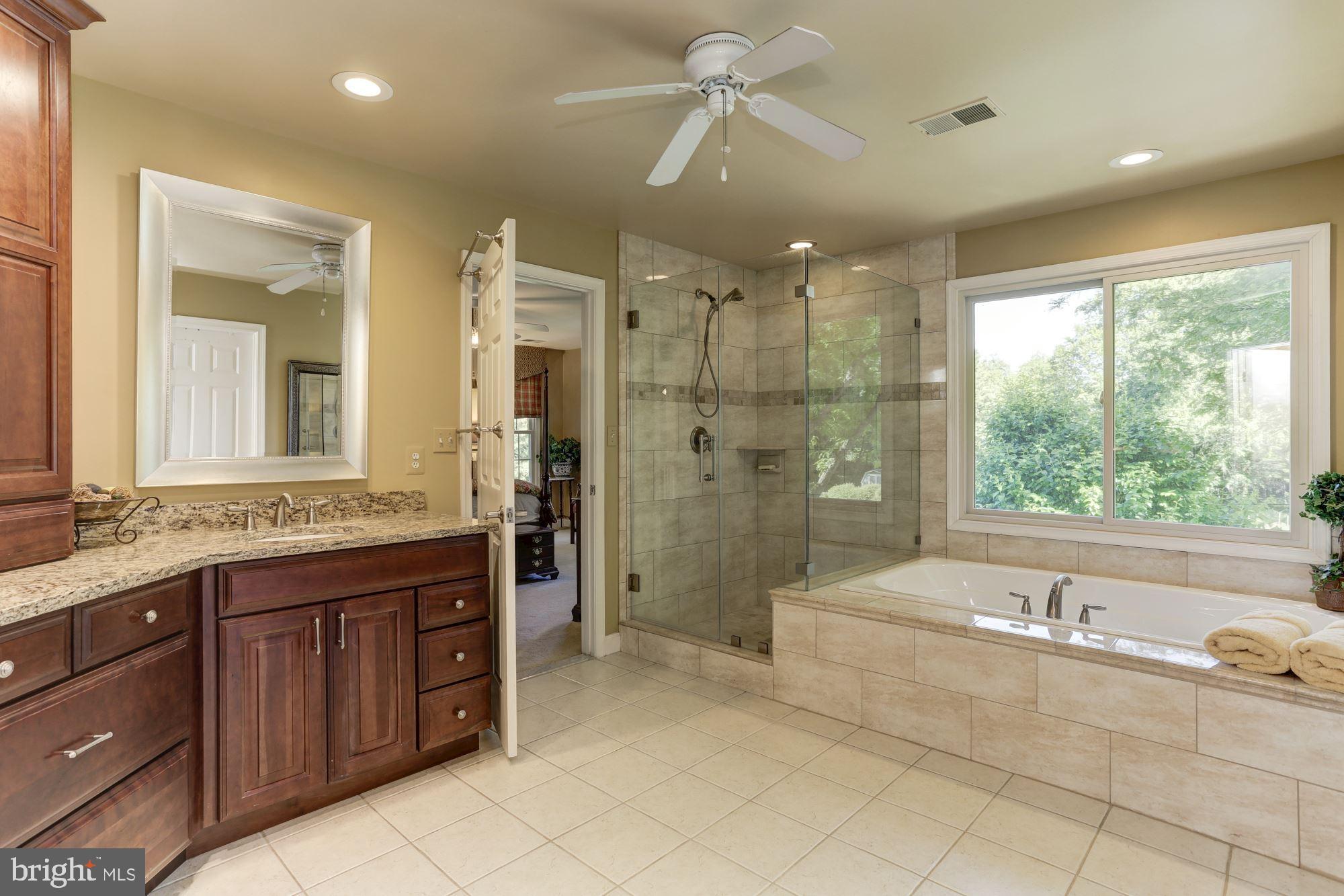 GREEN HILL MANOR - Residential