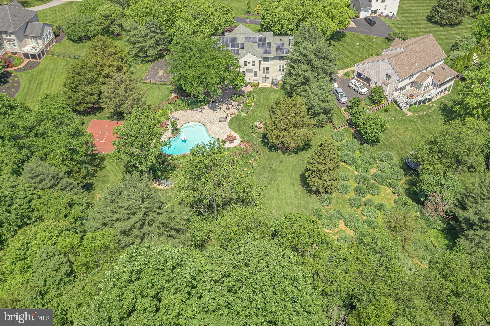 GREEN HILL MANOR - Residential