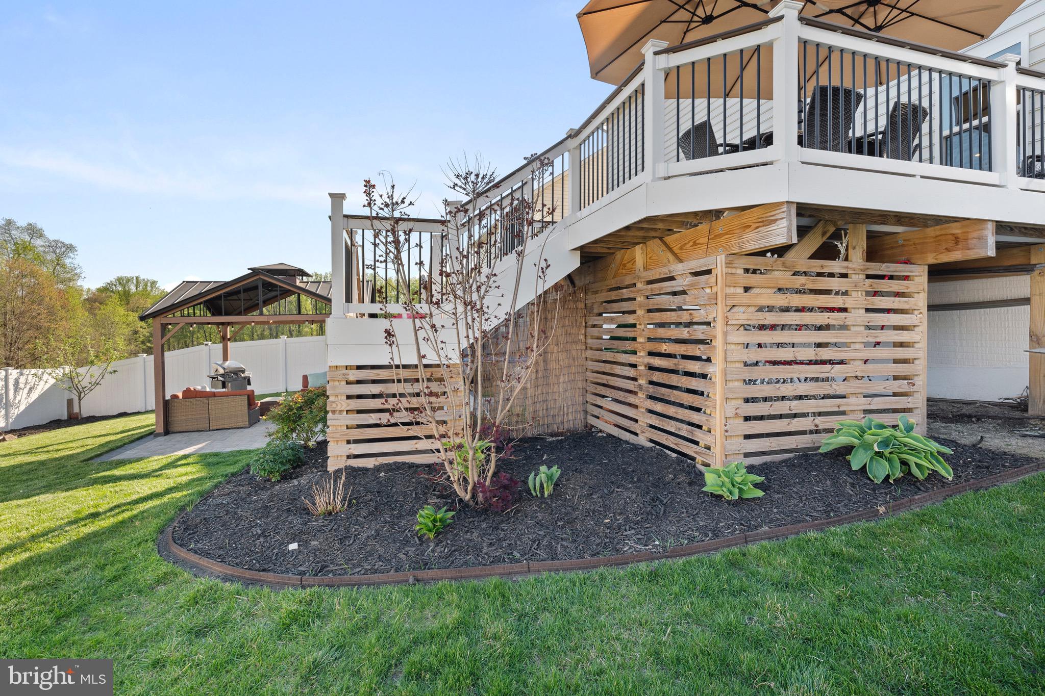 MAGNESS MILL - Residential