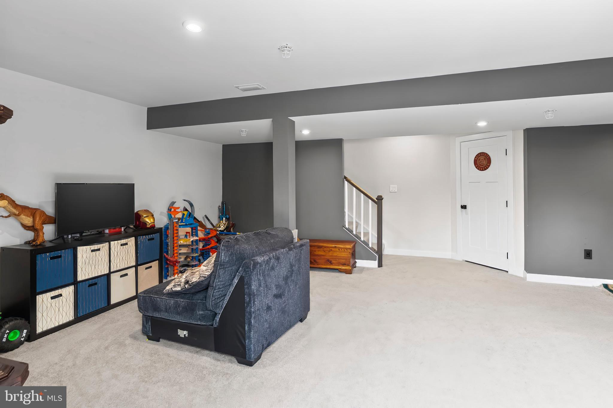 MAGNESS MILL - Residential