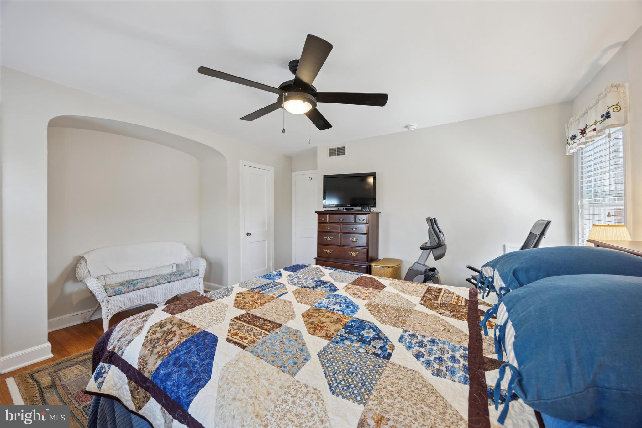 ARONIMINK - Residential