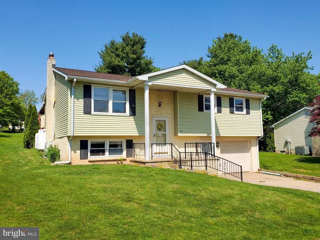 Photo of 221 NEW ST, TERRE HILL, PA 17581 (MLS # PALA2034660)