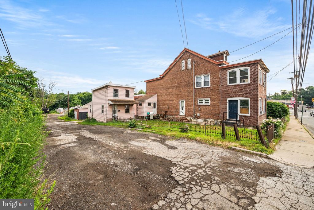 Photo of 0 - 12 Parker Street, BROOKHAVEN, PA 19015 (MLS # PADE2101446)