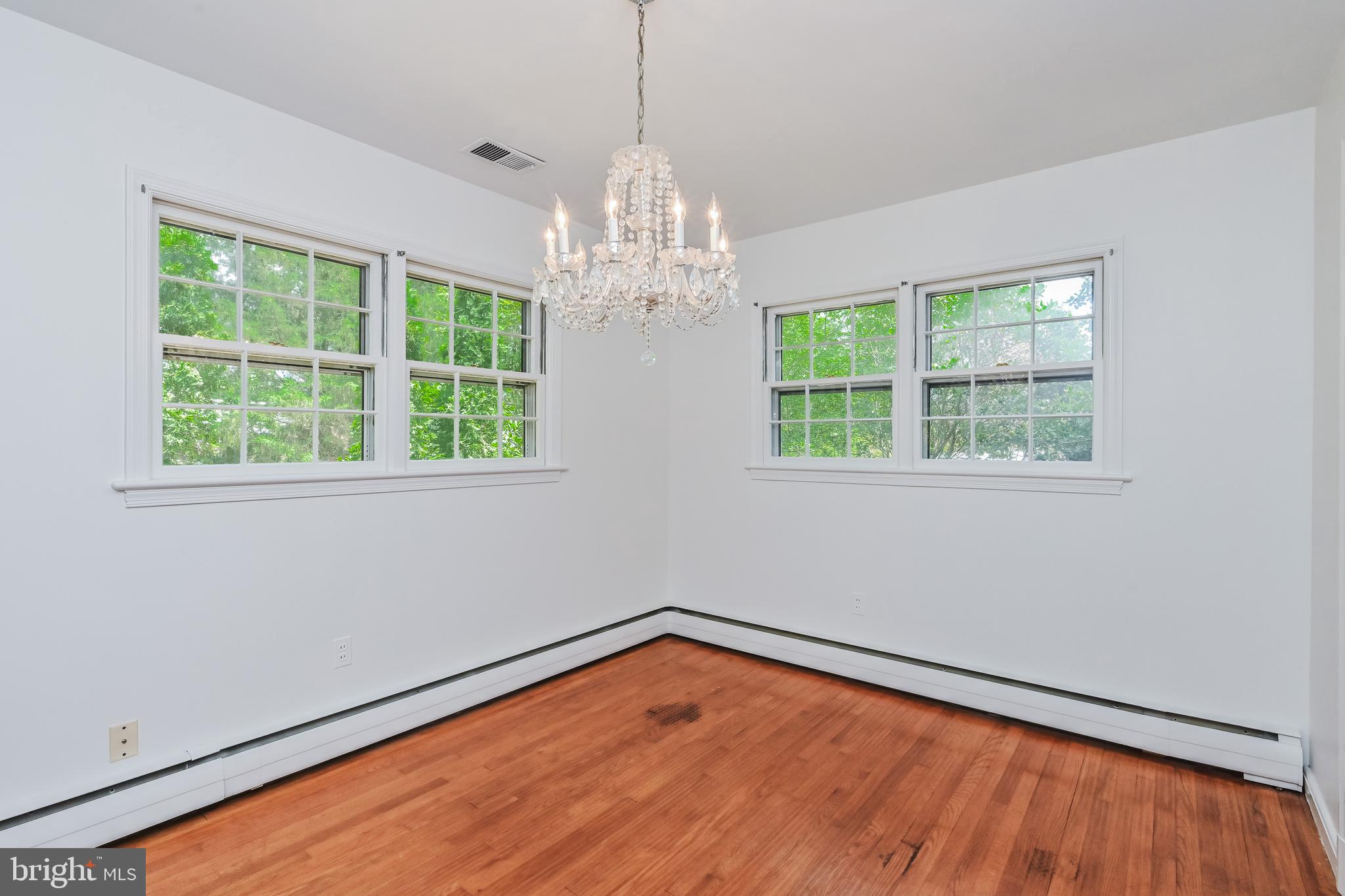 GLEN ACRES - Residential