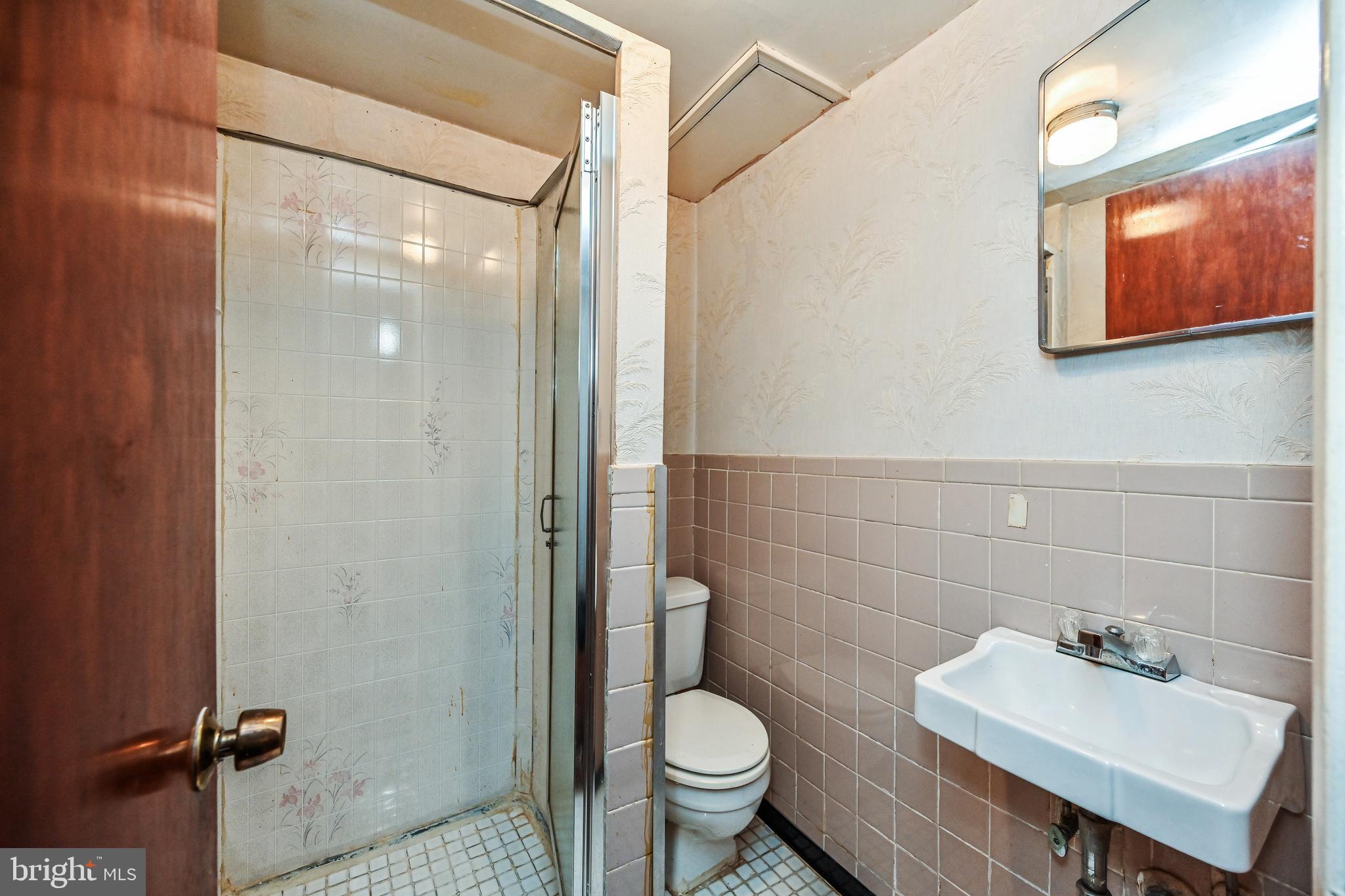 GLEN ACRES - Residential