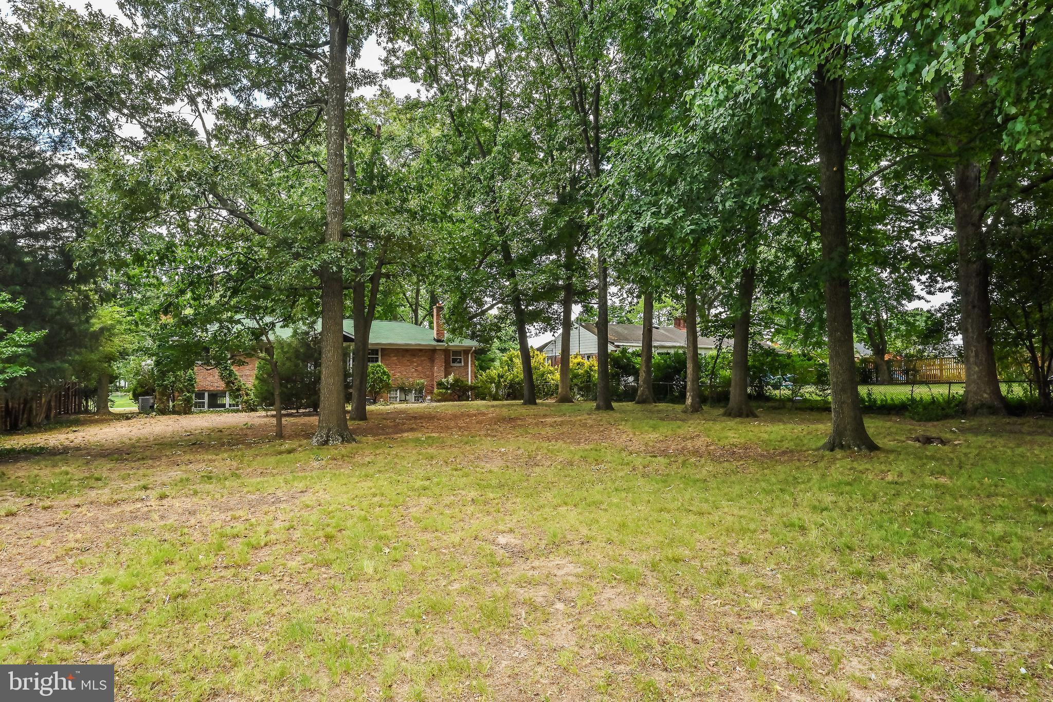 GLEN ACRES - Residential