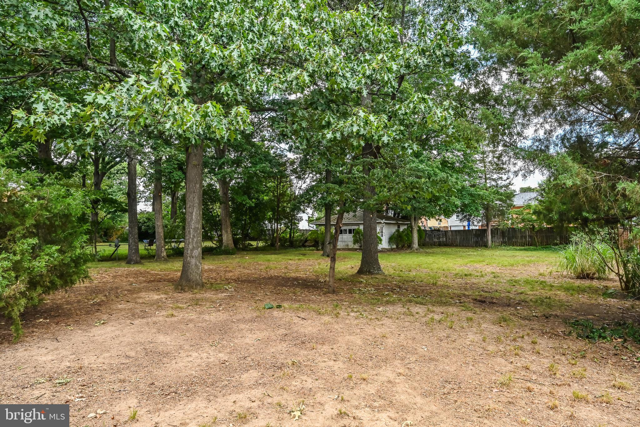 GLEN ACRES - Residential