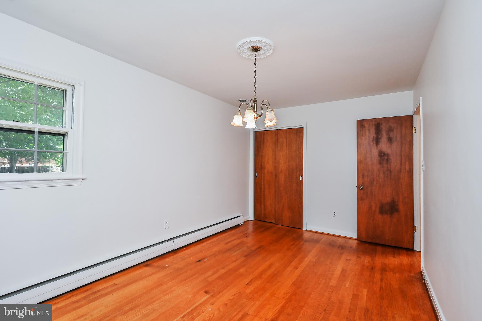 GLEN ACRES - Residential