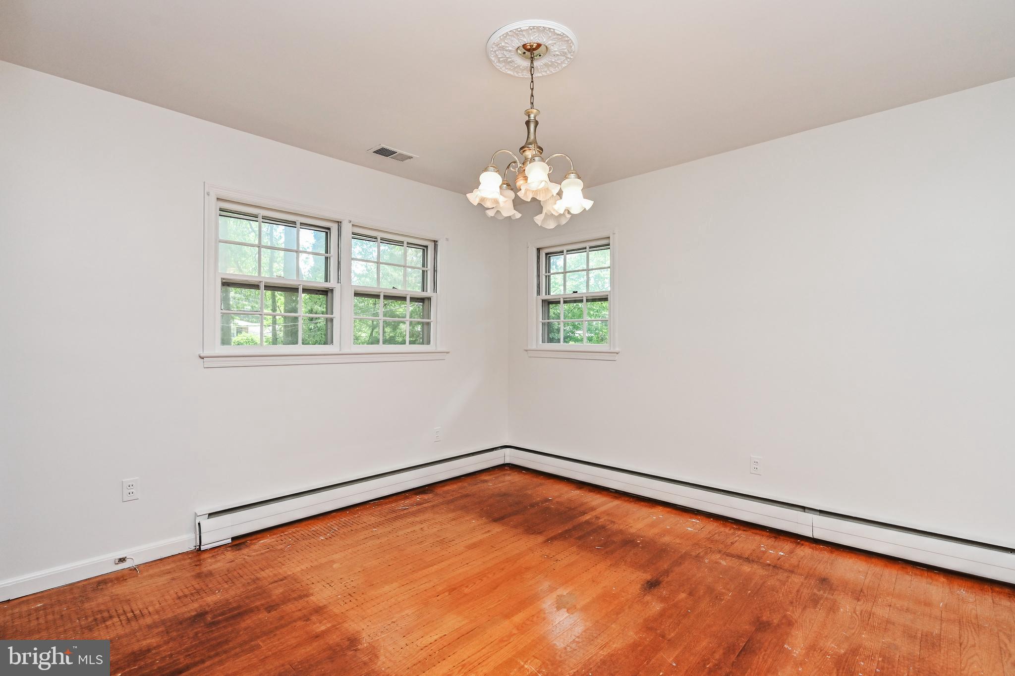 GLEN ACRES - Residential