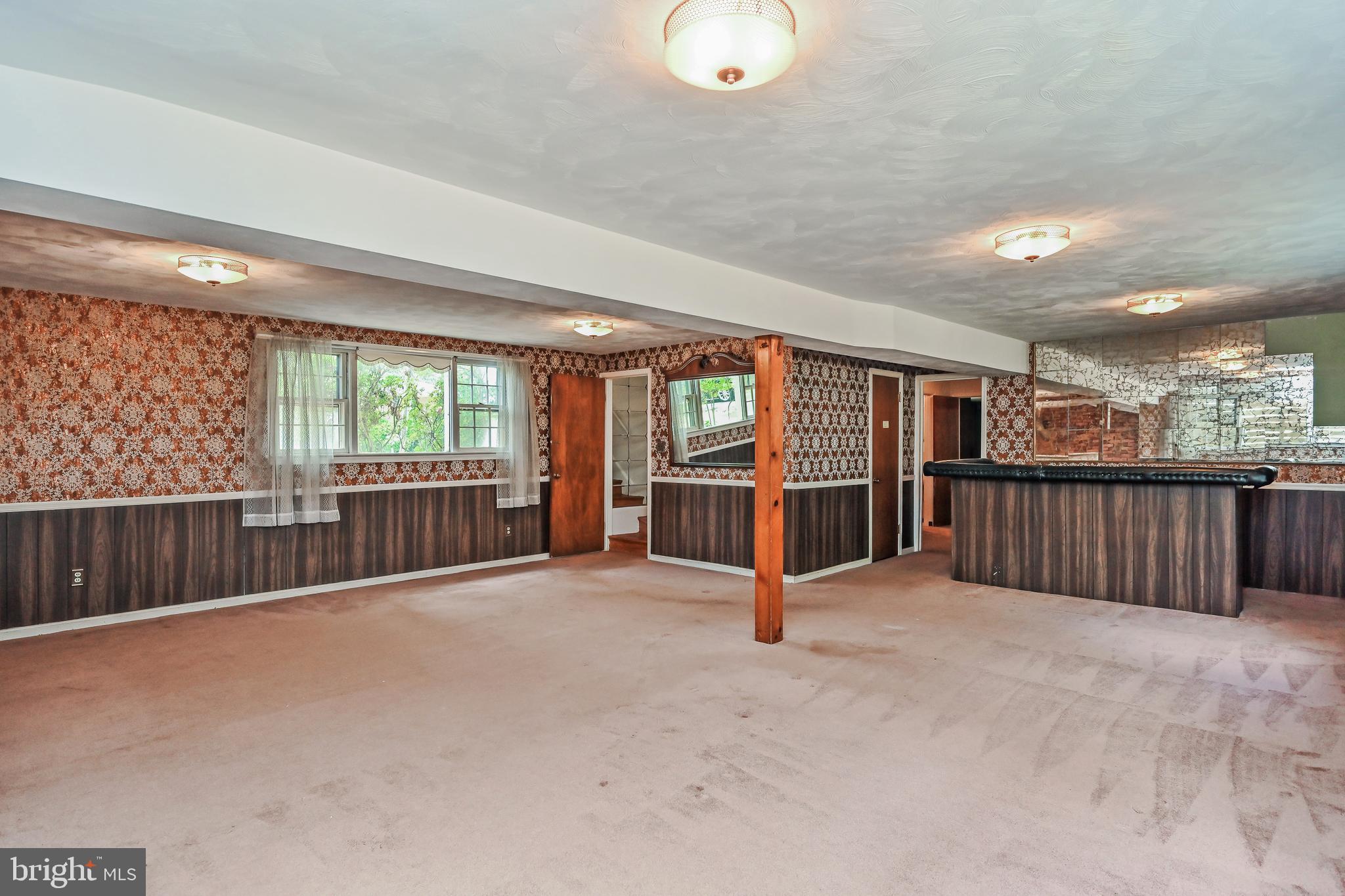 GLEN ACRES - Residential