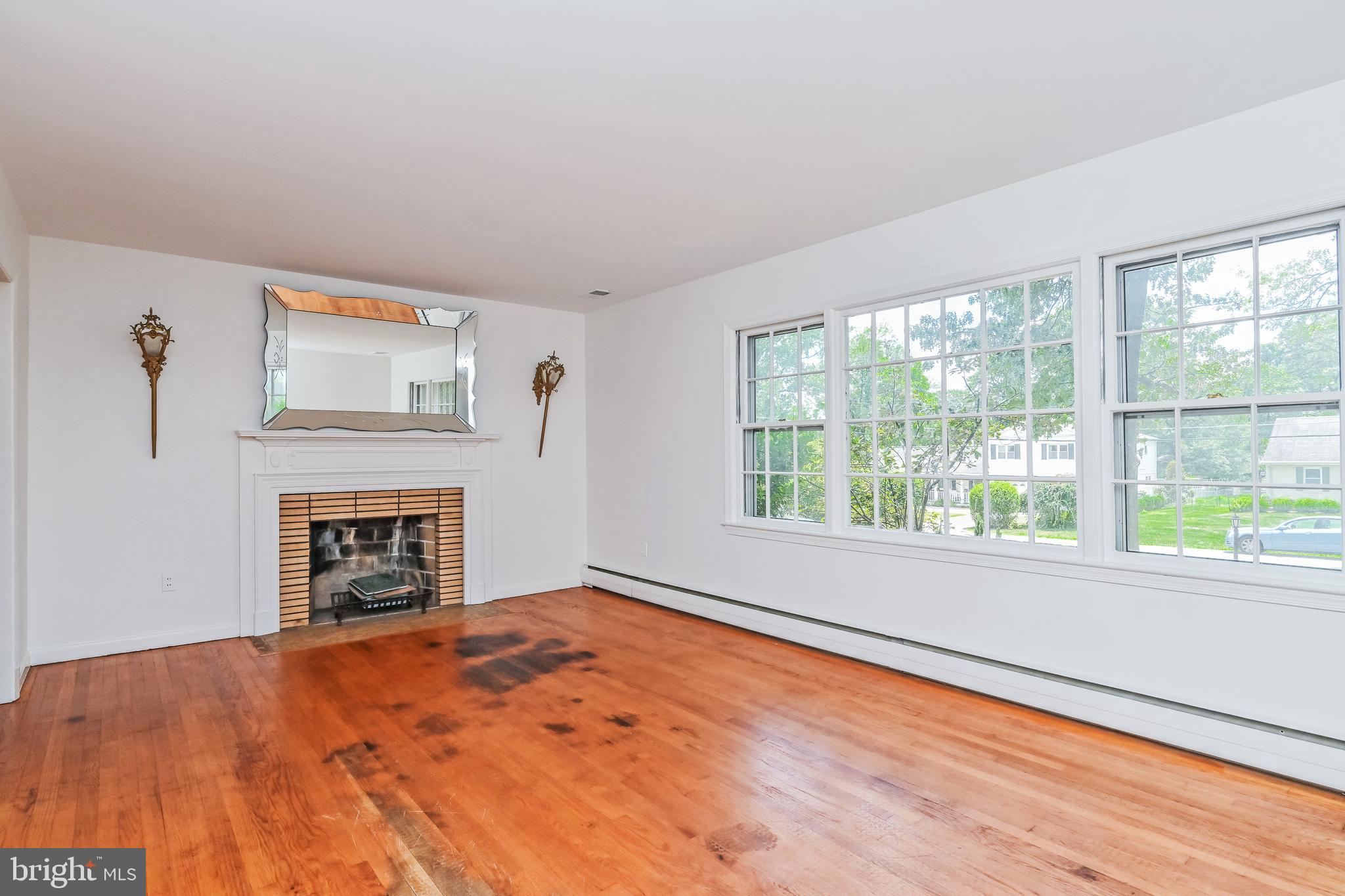 GLEN ACRES - Residential