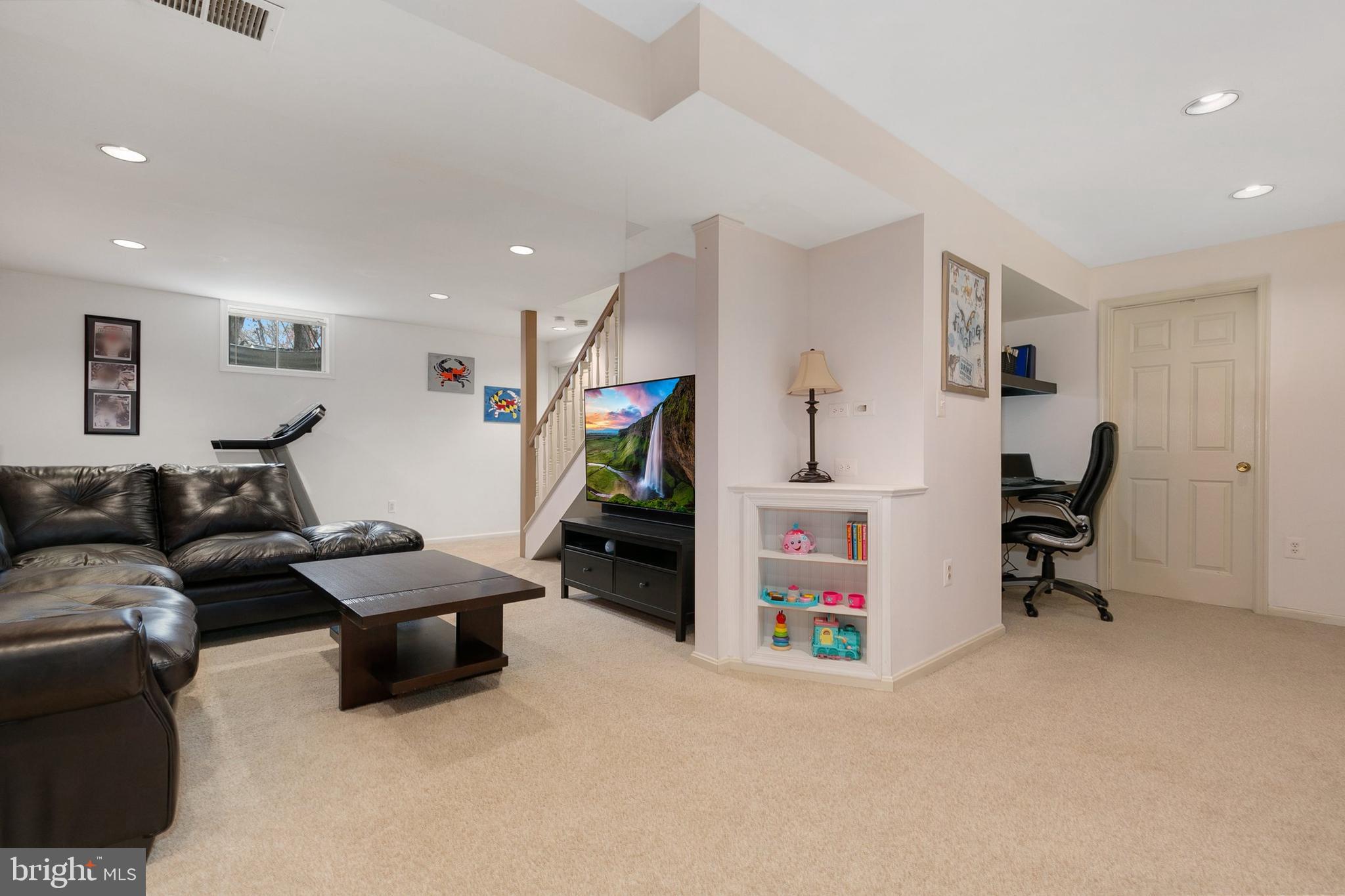 SAYBROOKE - Residential