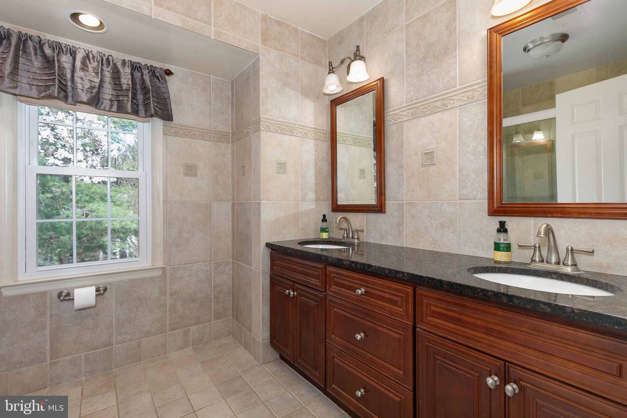 SAYBROOKE - Residential