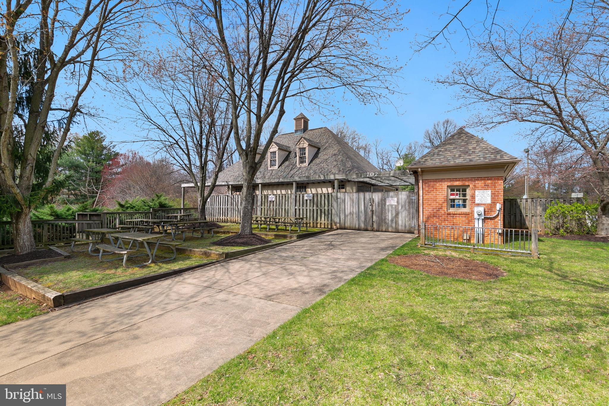 SAYBROOKE - Residential