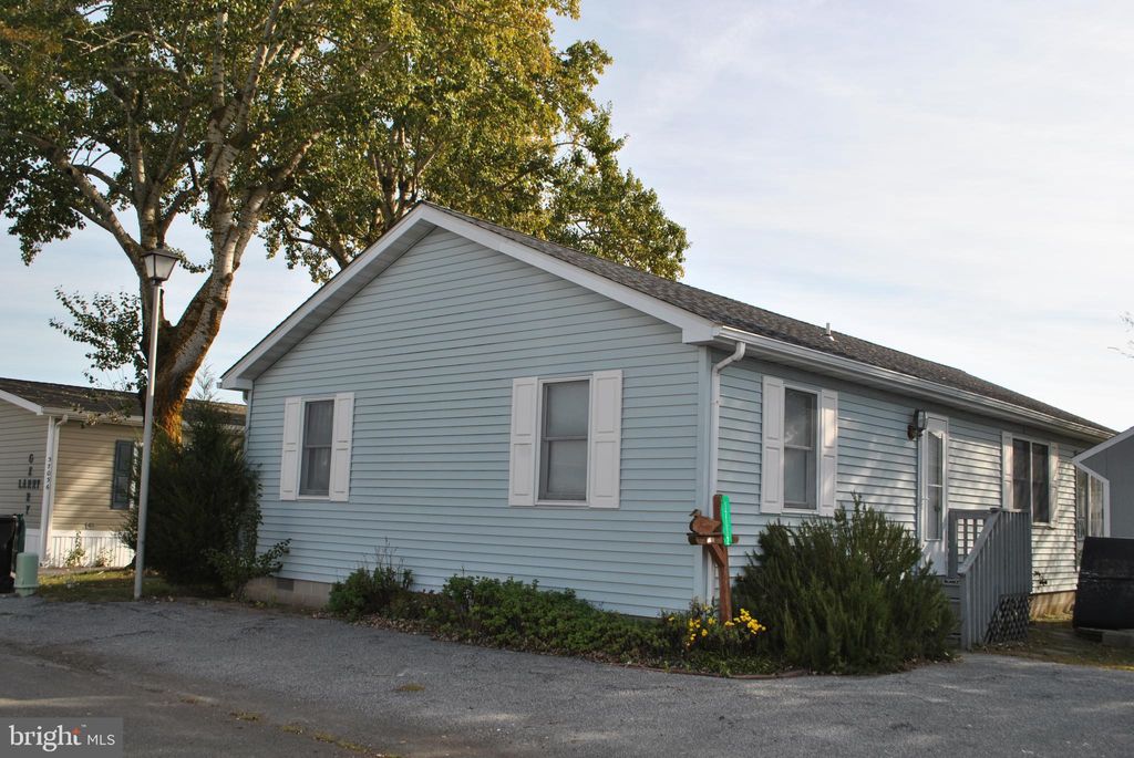 Photo of 37032 Mallard Drive, SELBYVILLE, DE 19975 (MLS # DESU2099414)