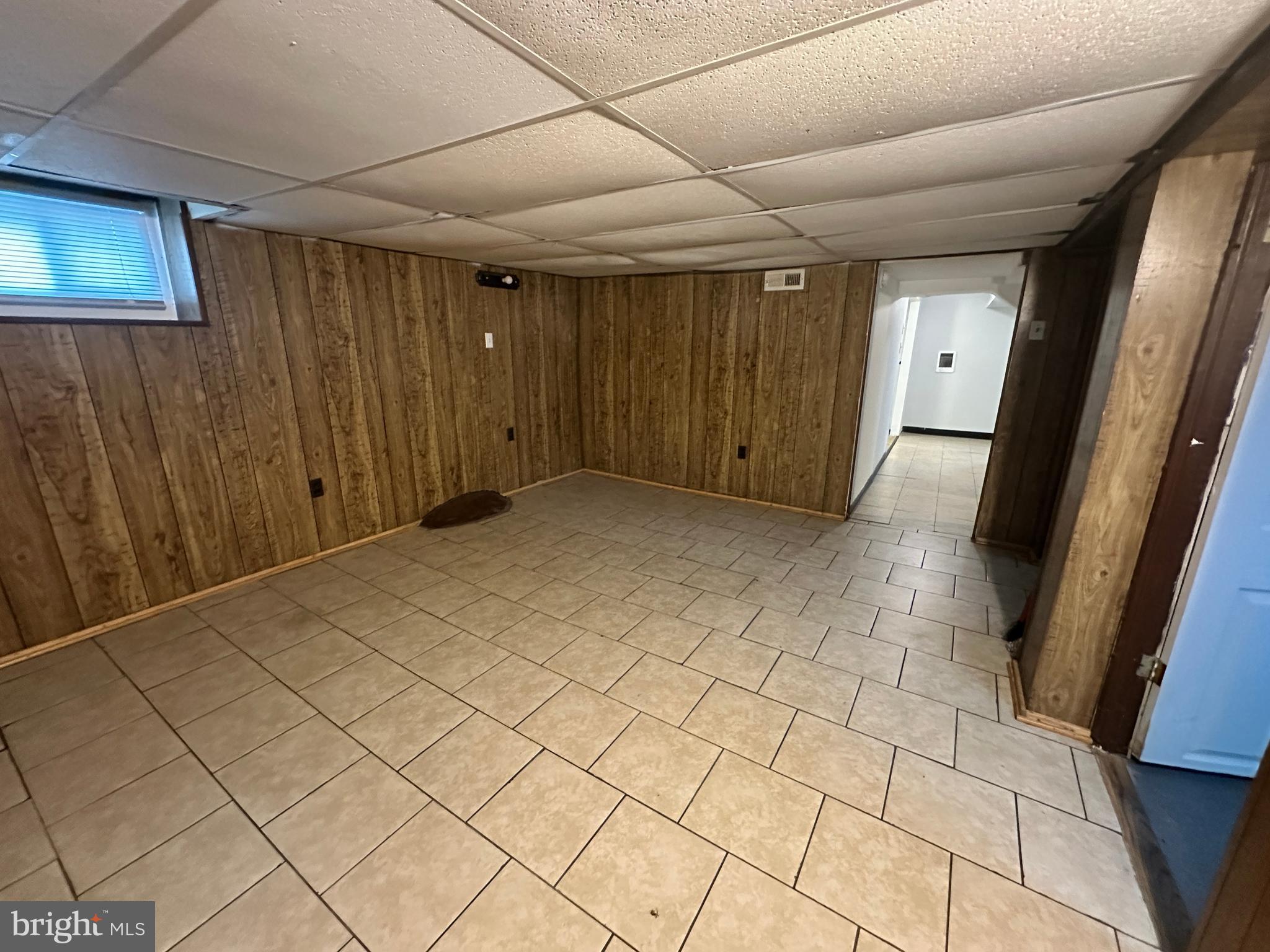 BROAD ACRES - Residential