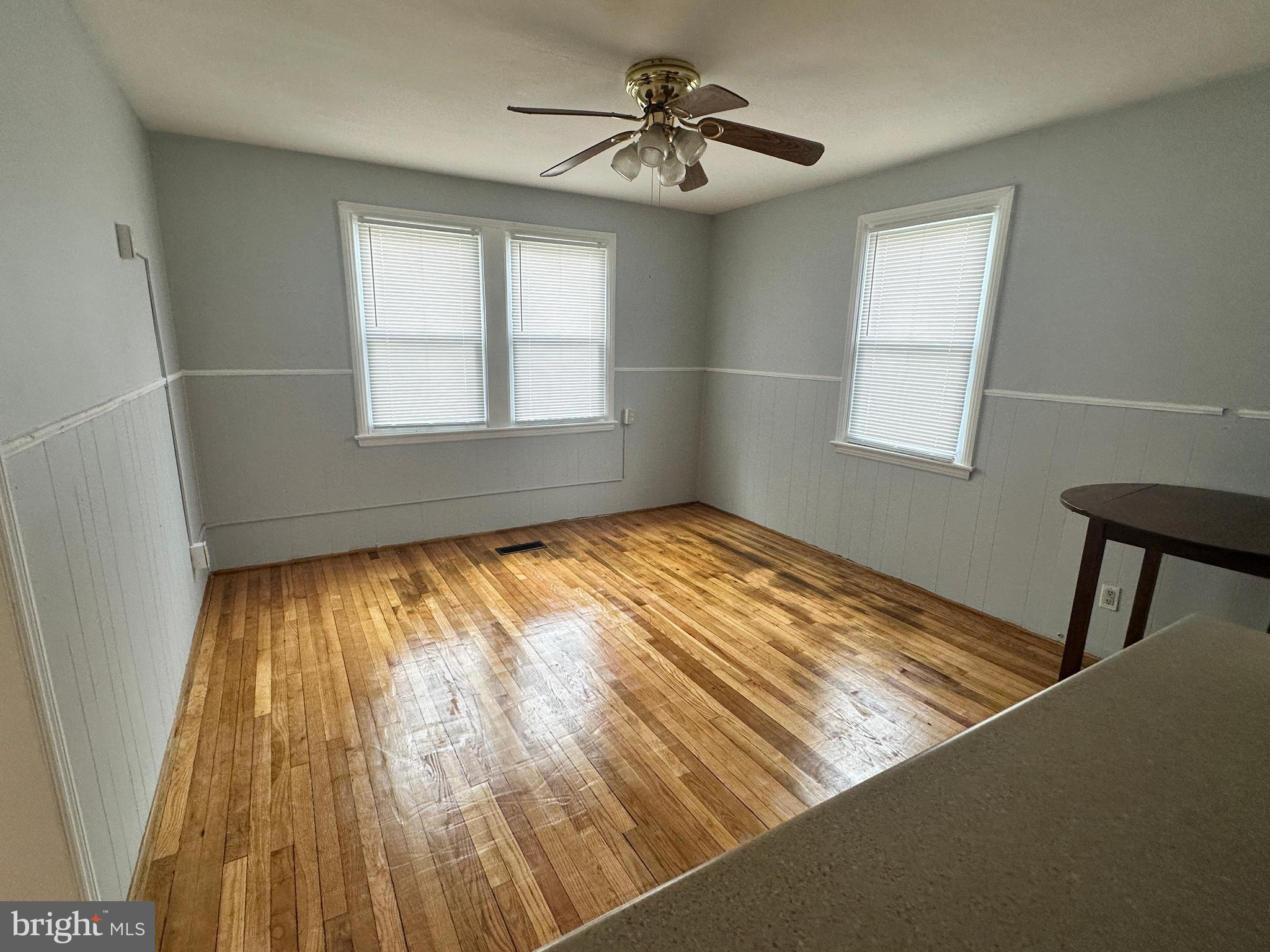 BROAD ACRES - Residential