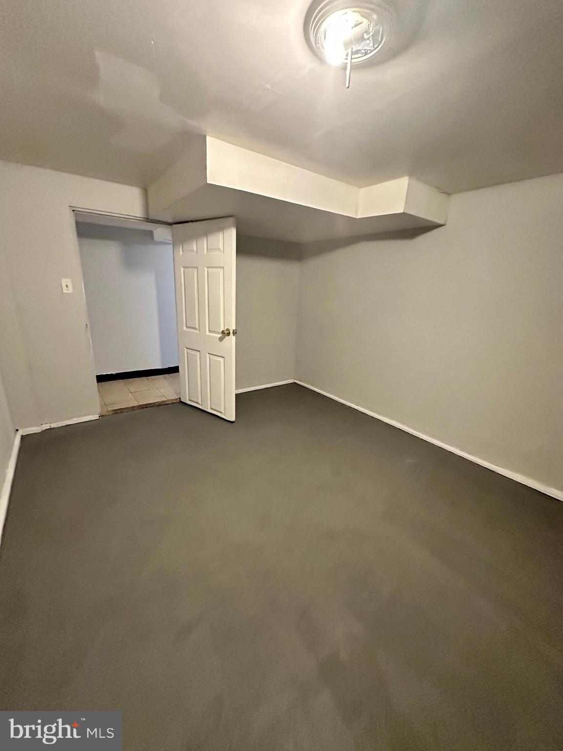 BROAD ACRES - Residential