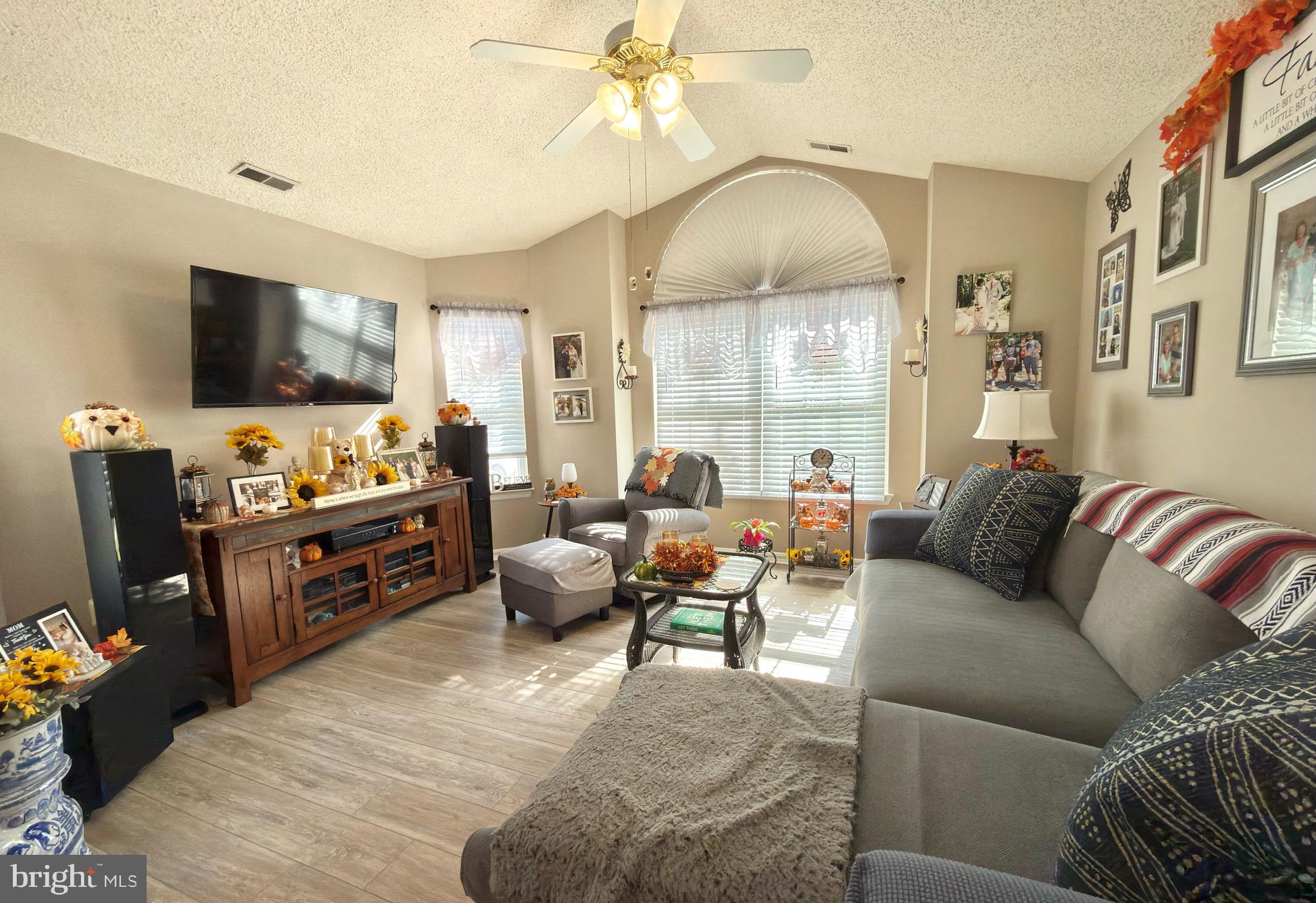 617 SAINT VINCENT COURT