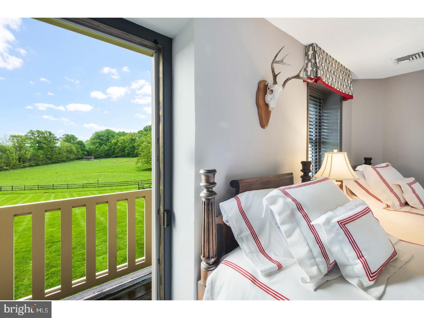 RADNOR HUNT - Residential