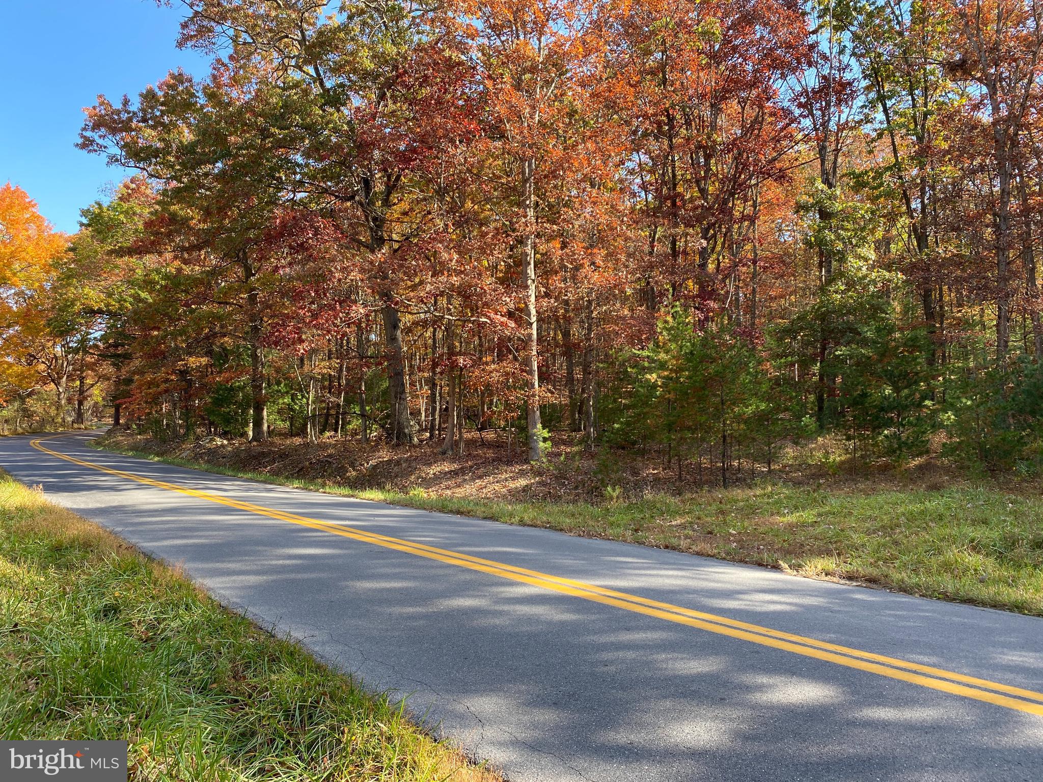 QUAKER WOODS SUBDIVISION - Land