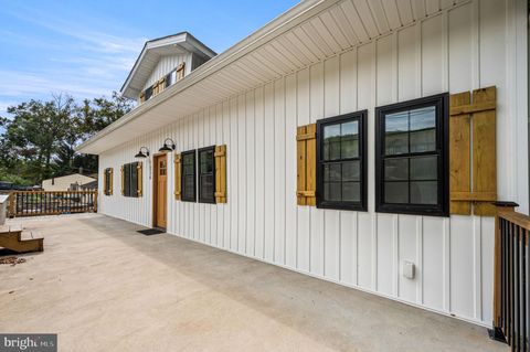 1034 MANATAWNY ROAD BOYERTOWN PA 19512