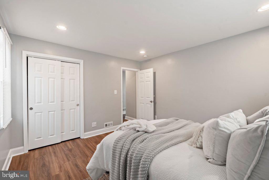 PARKVILLE - Residential