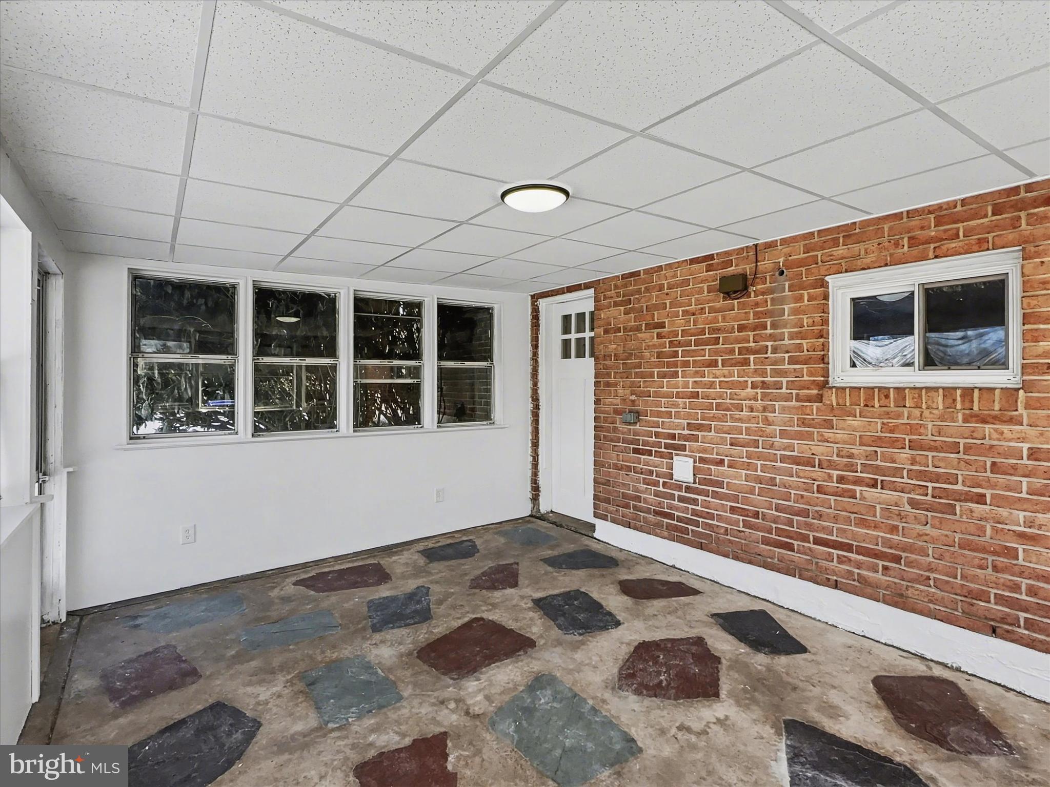 HAINES ACRES - Residential