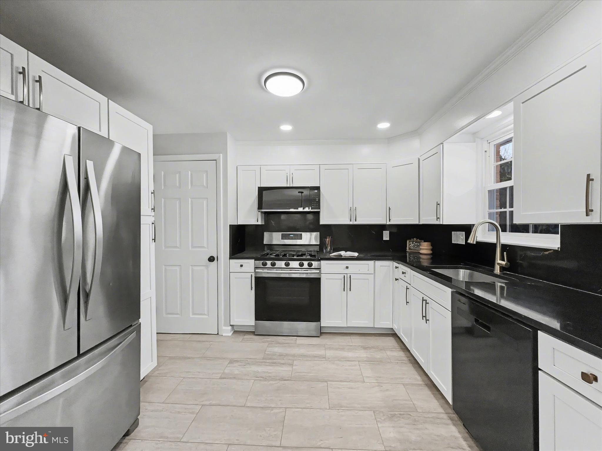 HAINES ACRES - Residential