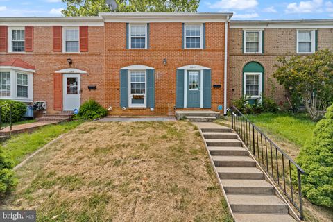 8042 SAINT ANNES COURT ALEXANDRIA VA 22309