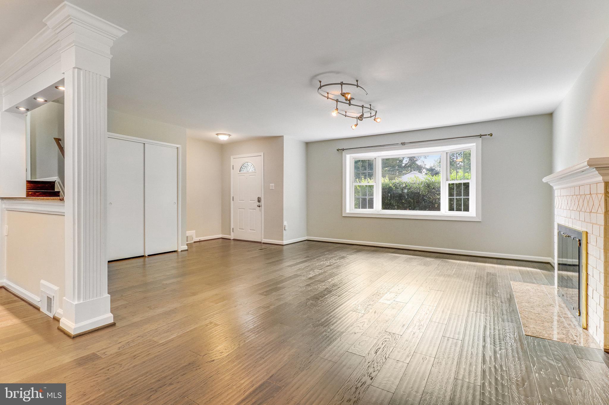 NORTH SPRINGFIELD - Residential