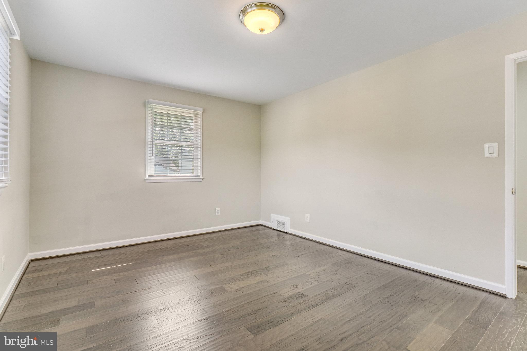 NORTH SPRINGFIELD - Residential