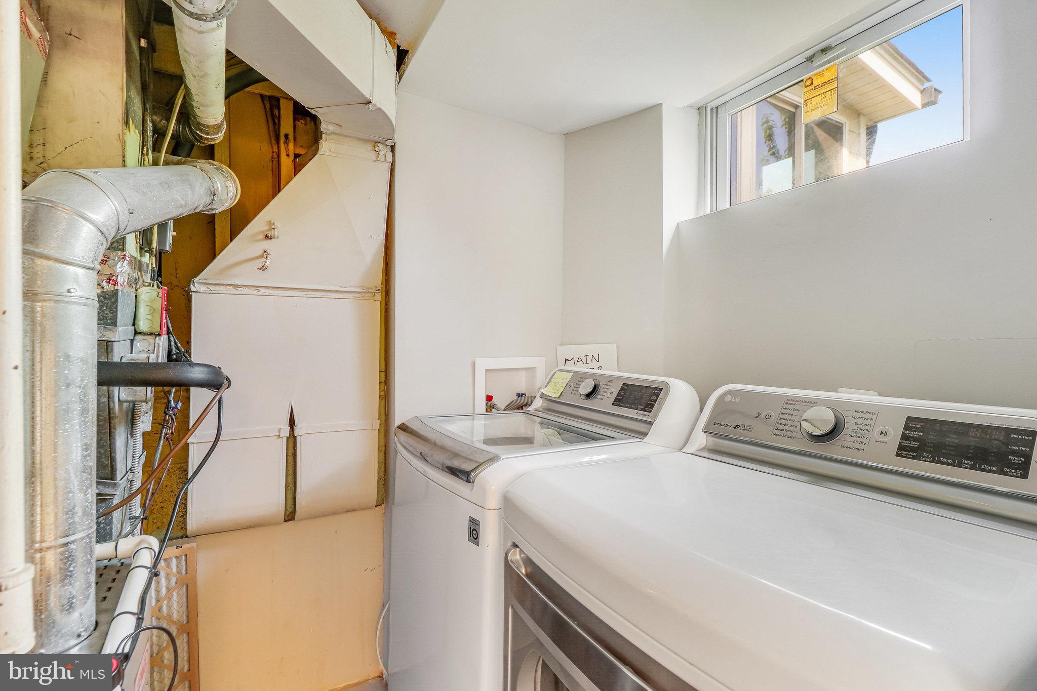 NORTH SPRINGFIELD - Residential