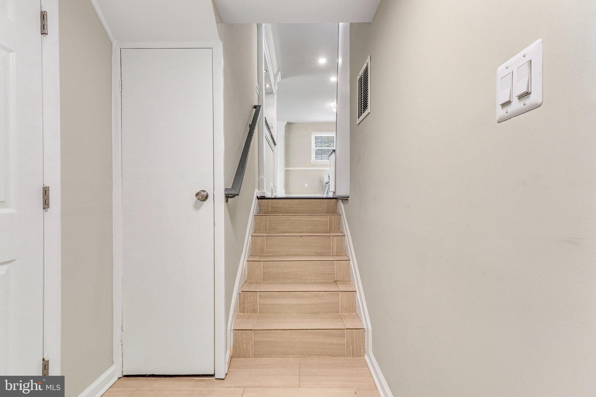 NORTH SPRINGFIELD - Residential