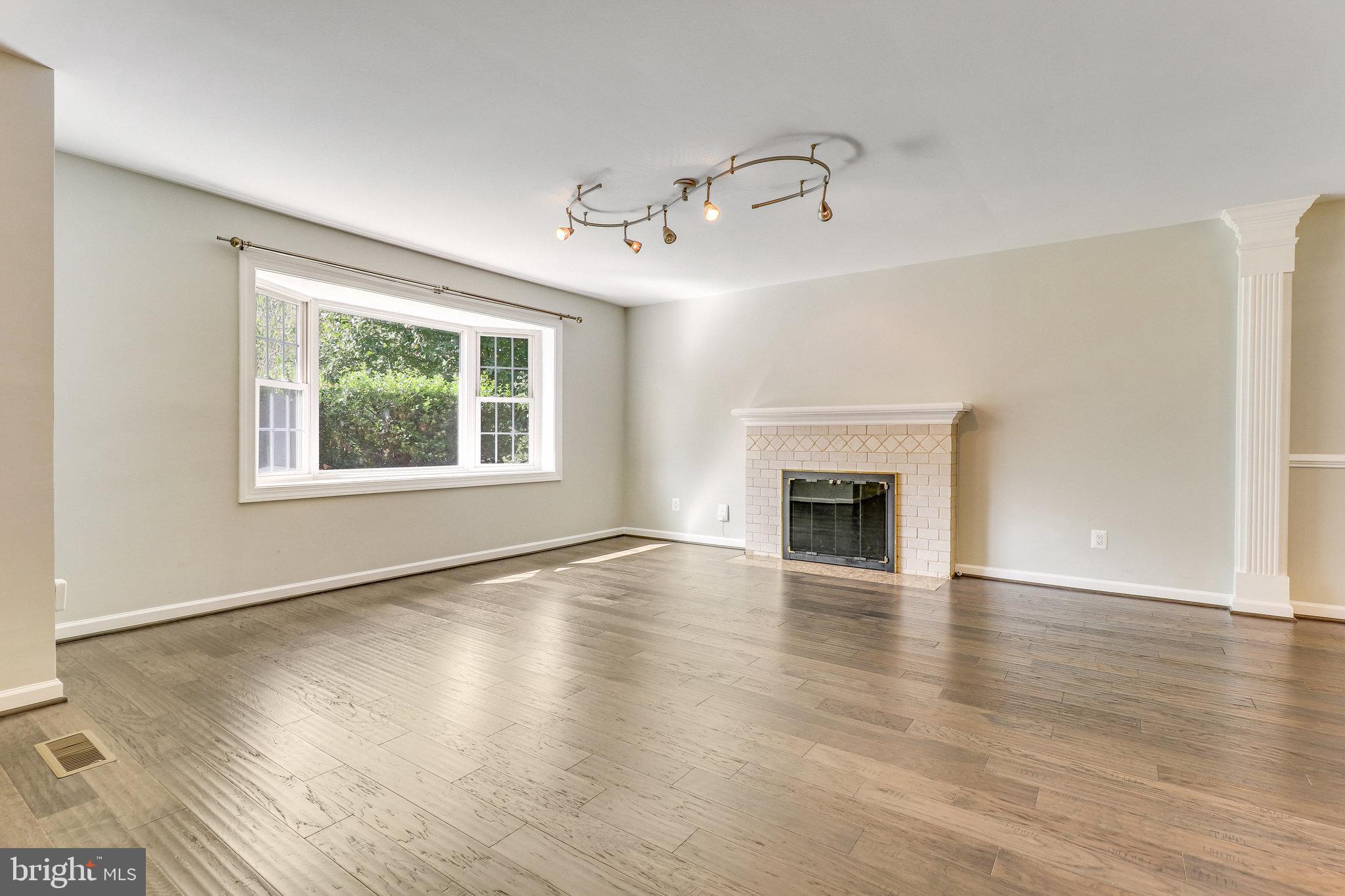 NORTH SPRINGFIELD - Residential