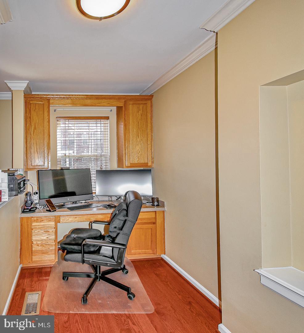 LORTON VALLEY NORTH - Residential Lease