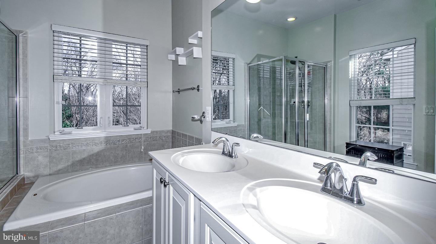 LORTON VALLEY NORTH - Residential Lease