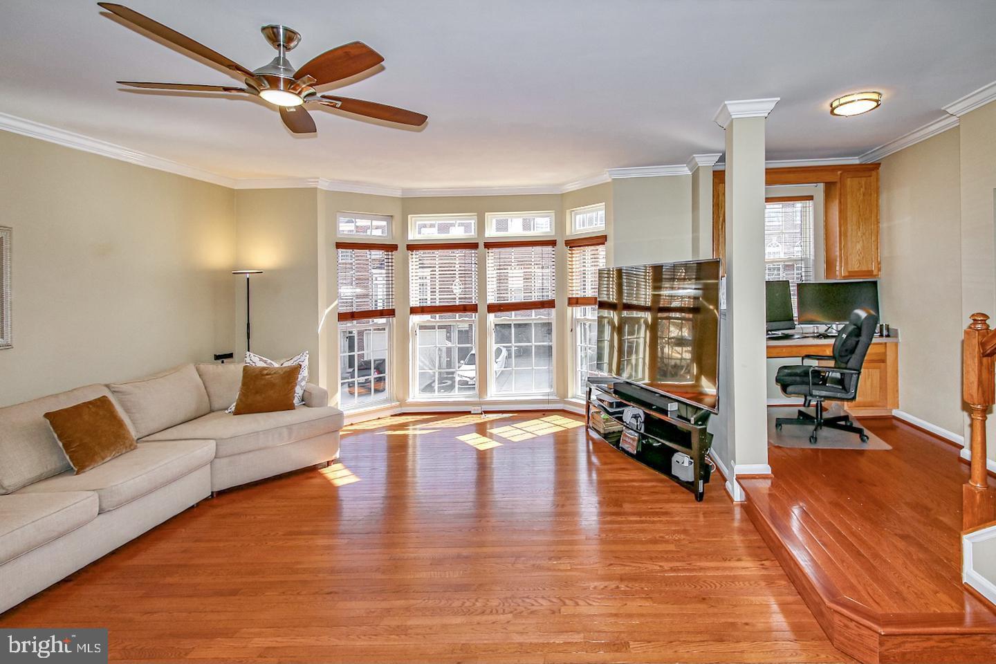 LORTON VALLEY NORTH - Residential Lease