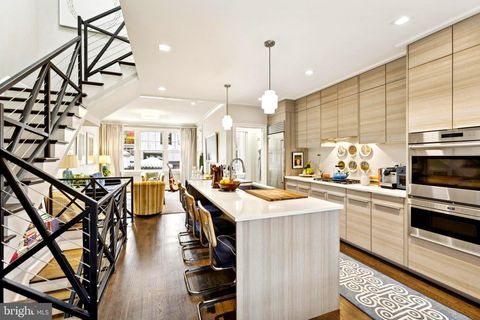 1724 34TH STREET NW WASHINGTON DC 20007