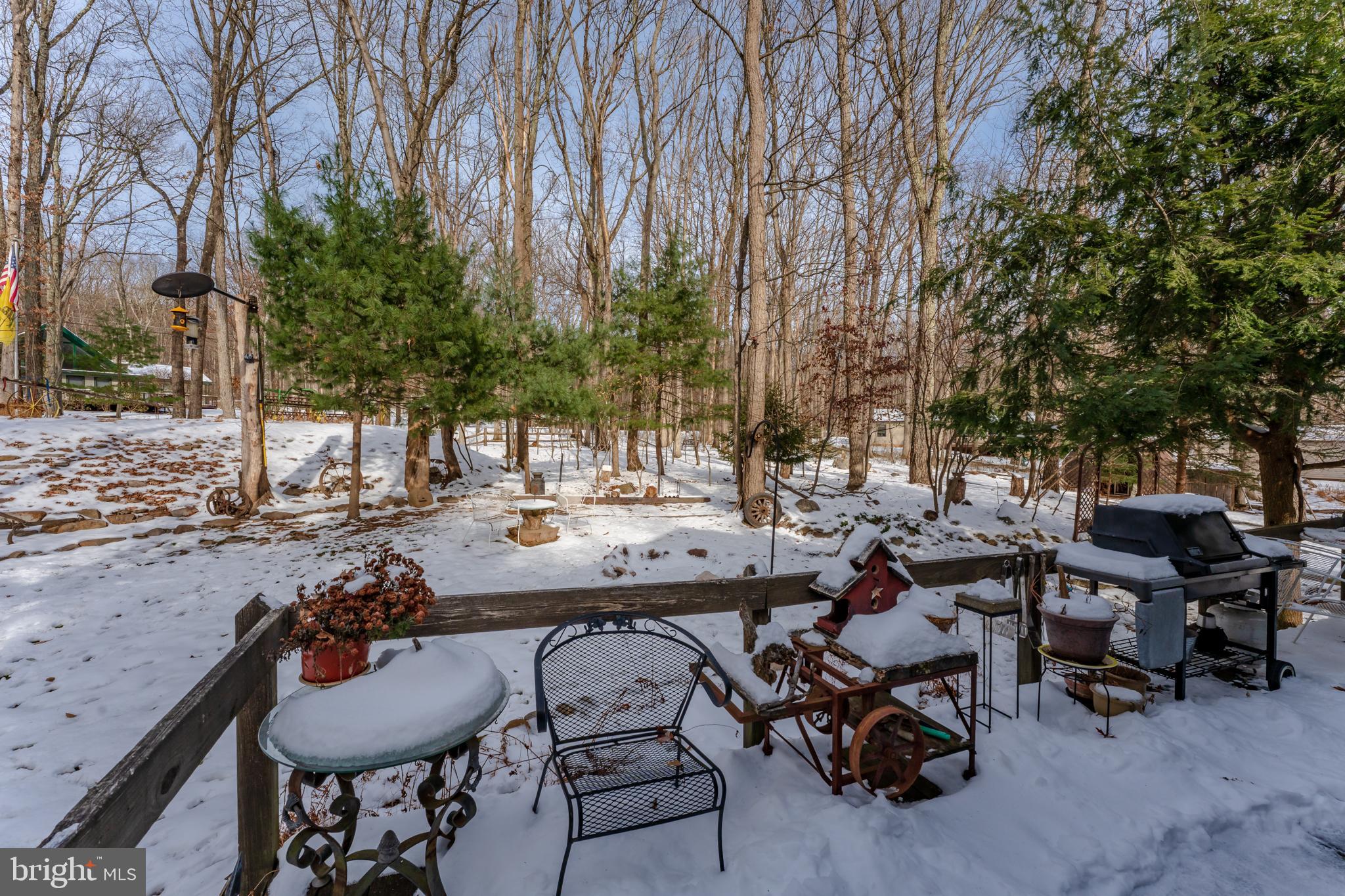 BELTZVILLE LAKE ESTATES - Residential