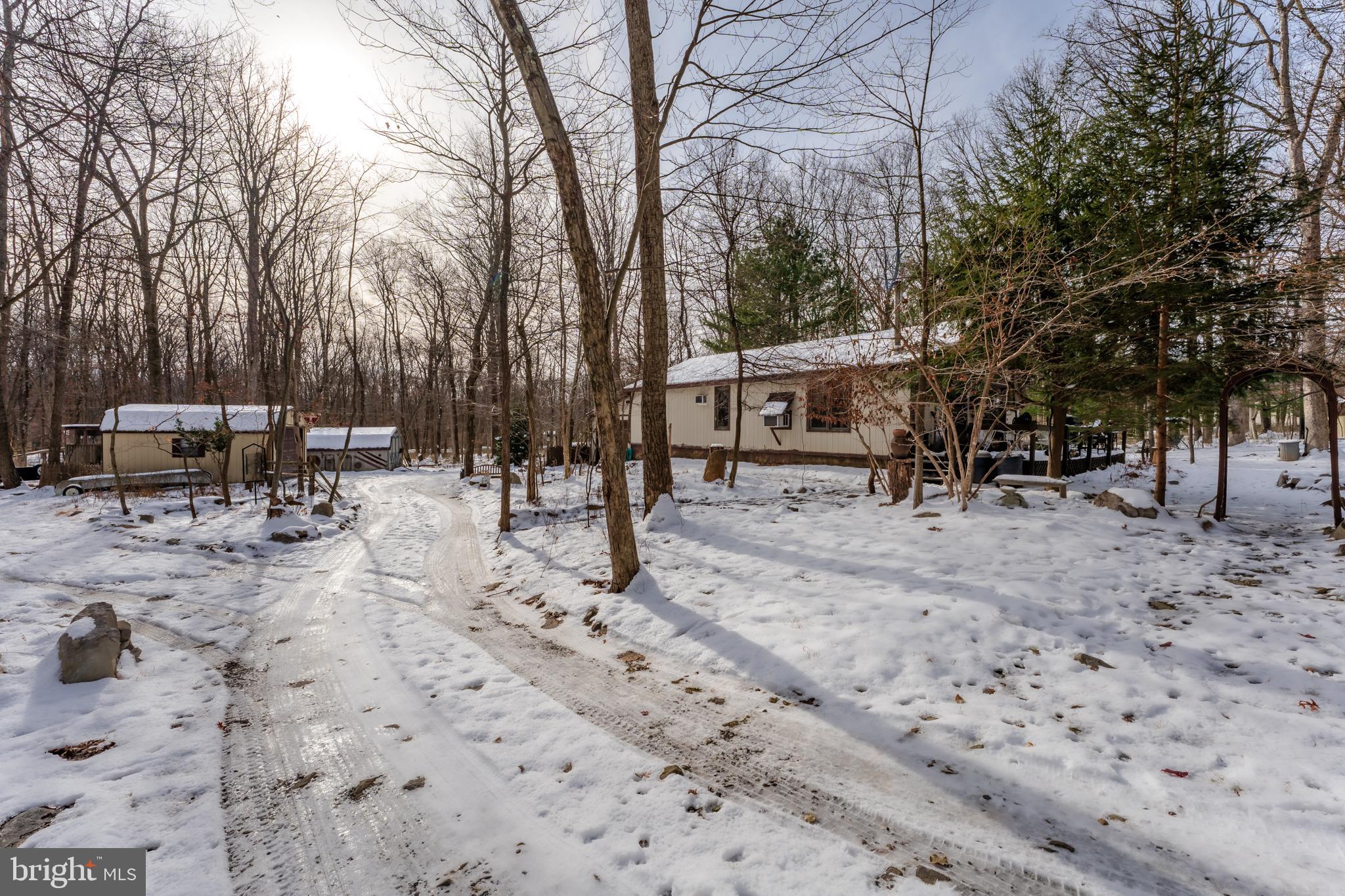 BELTZVILLE LAKE ESTATES - Residential