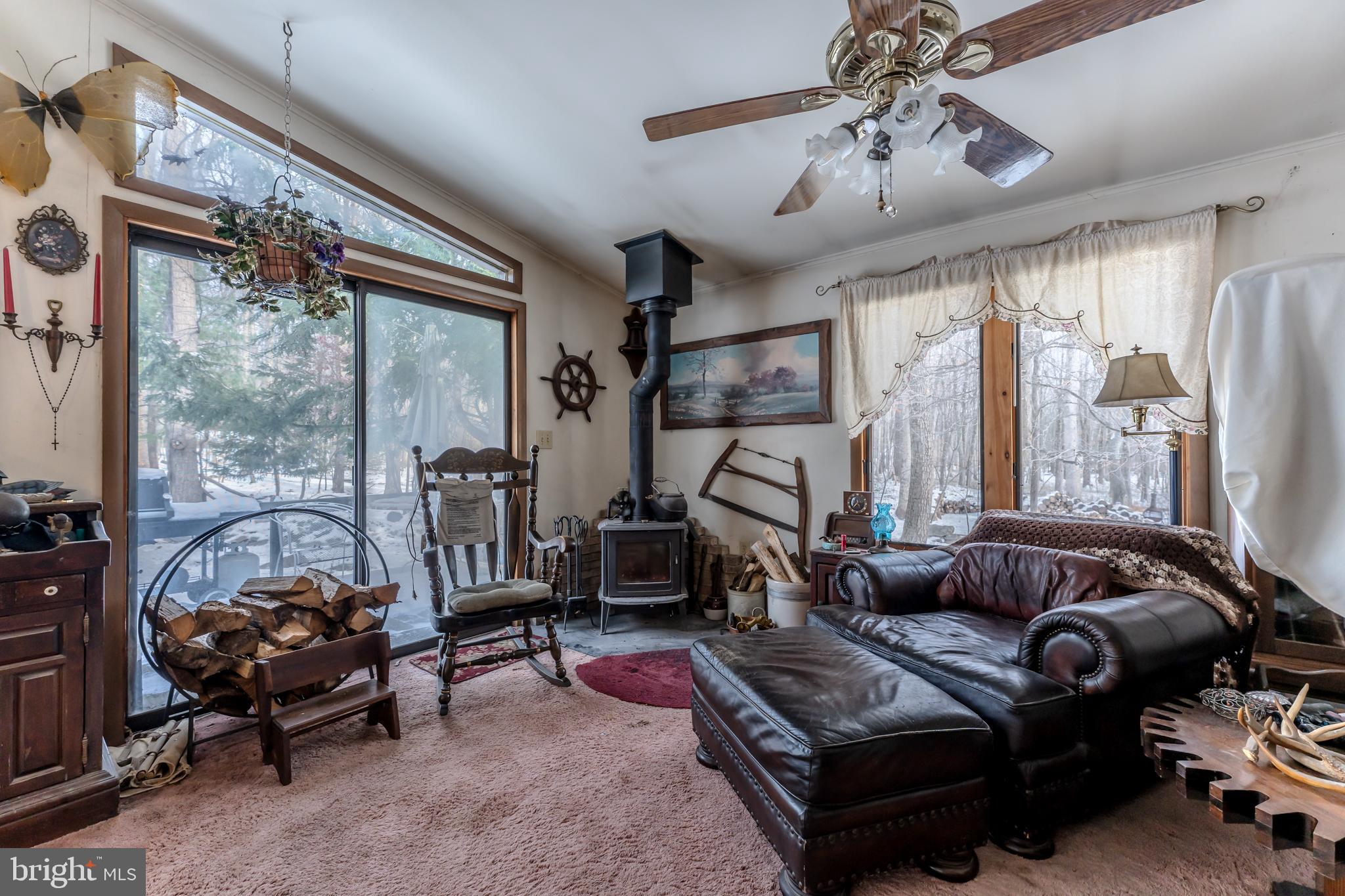 BELTZVILLE LAKE ESTATES - Residential