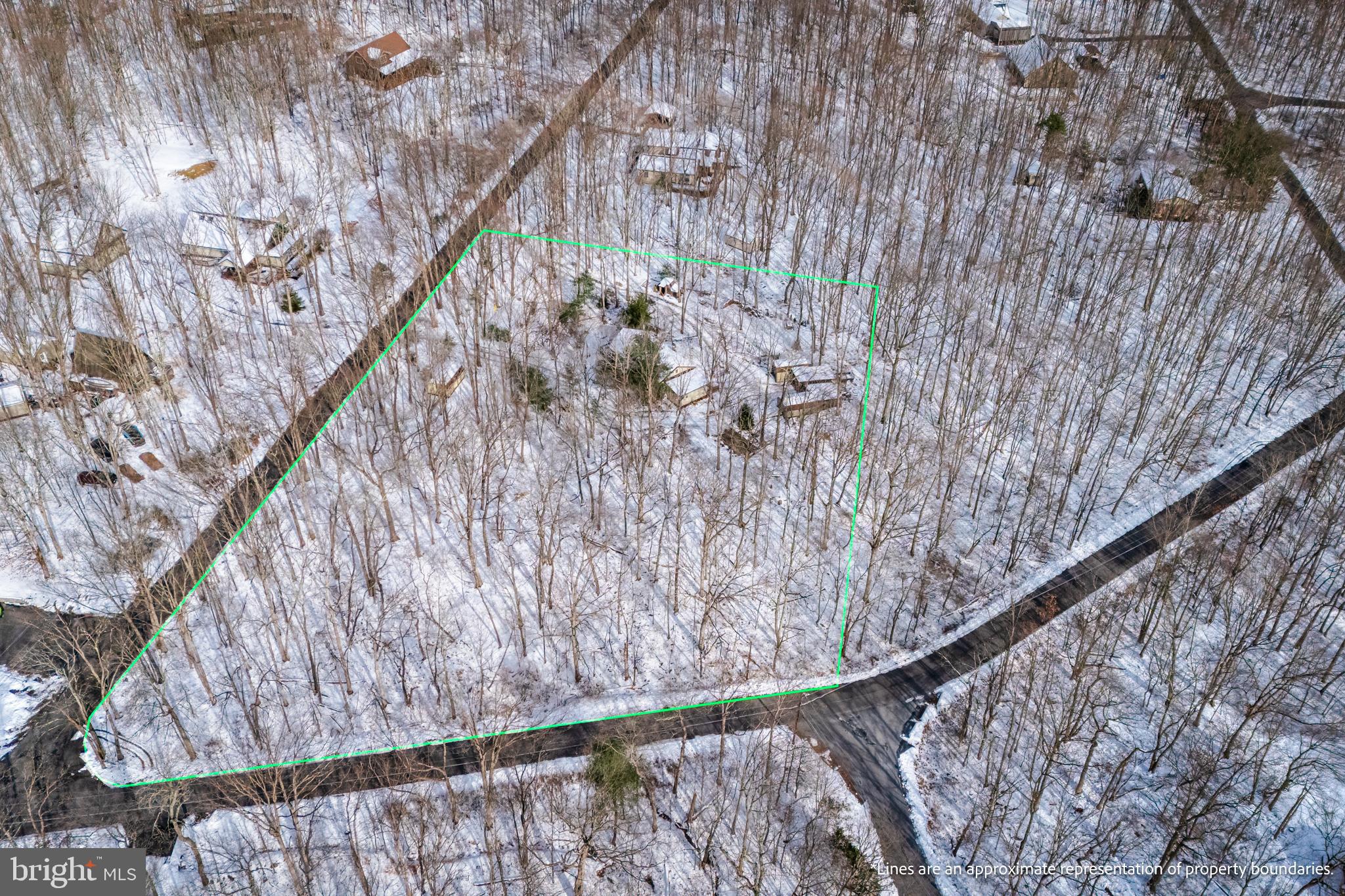 BELTZVILLE LAKE ESTATES - Residential