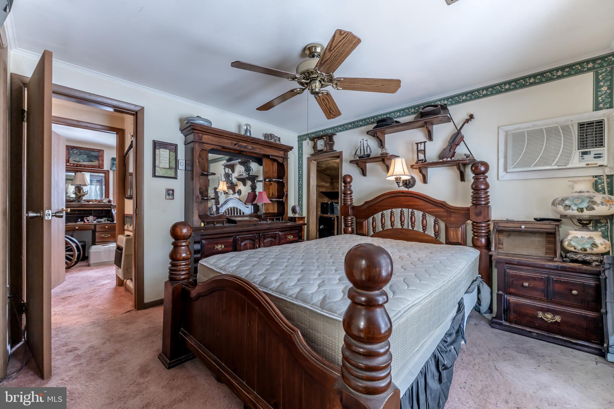 BELTZVILLE LAKE ESTATES - Residential