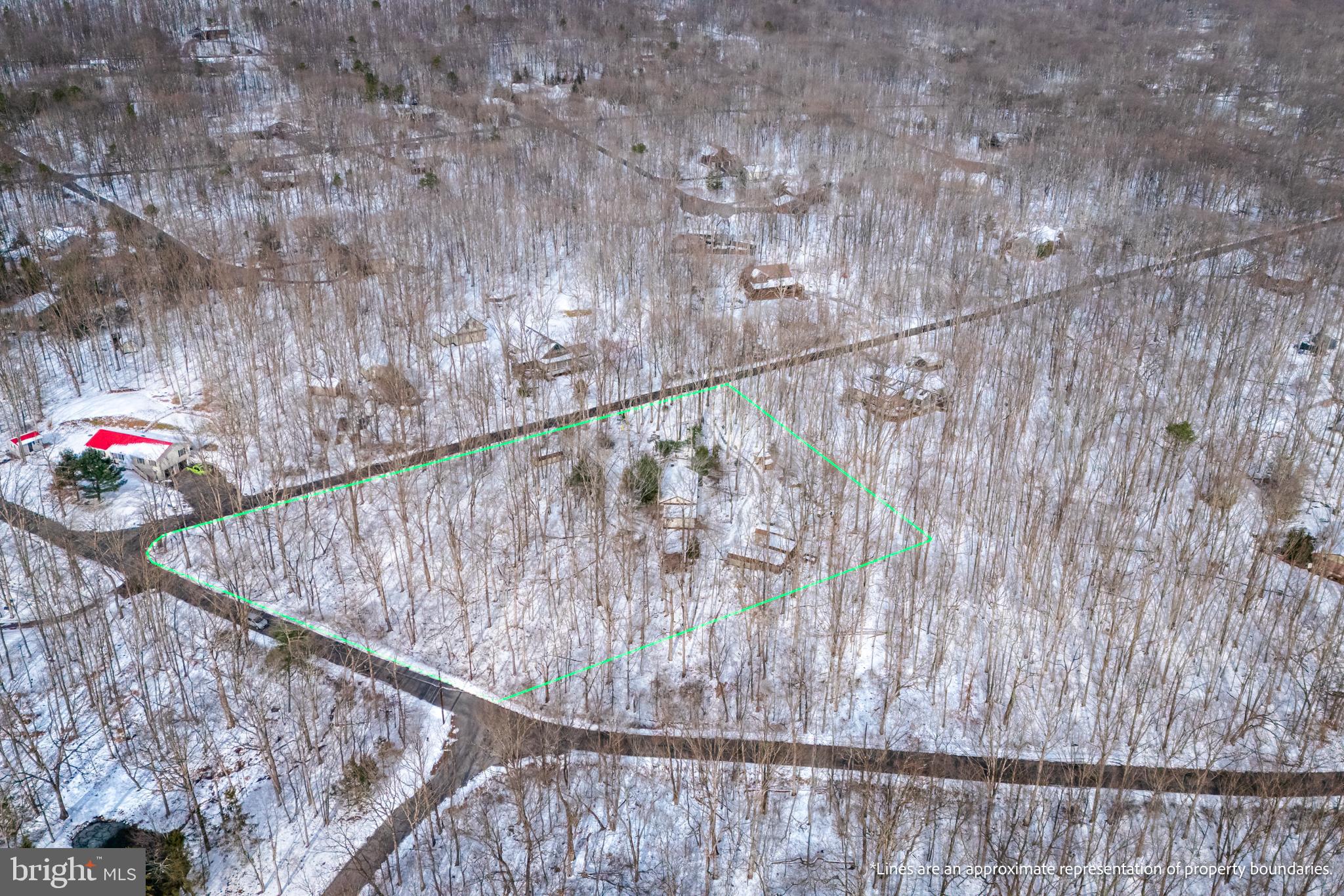 BELTZVILLE LAKE ESTATES - Residential