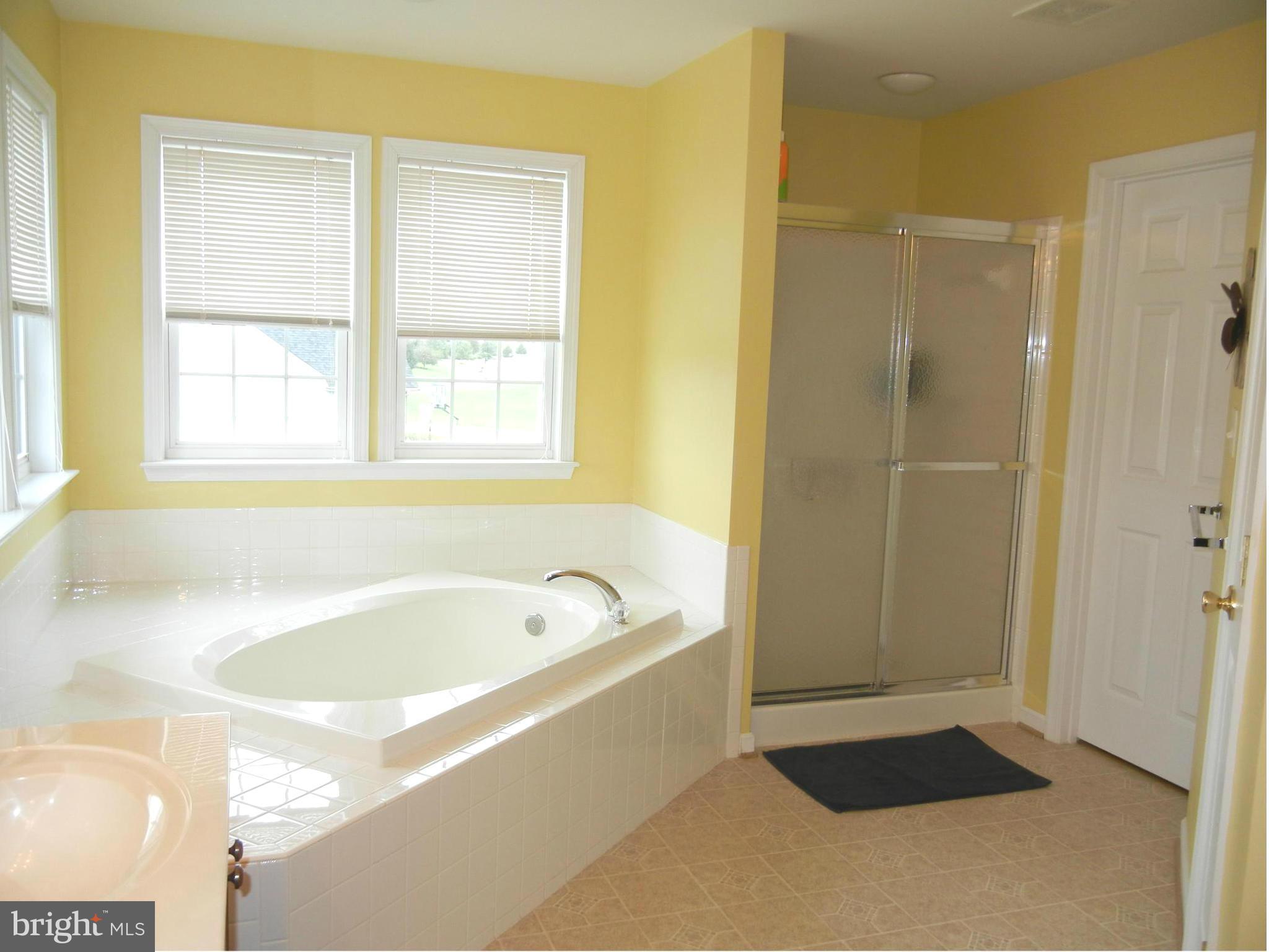 SPRUCE HILL ESTATES - Residential